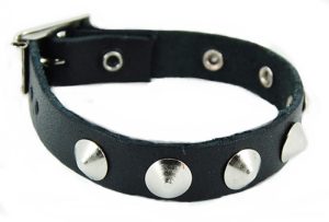 1 Row Conical Stud Leather Wristband.